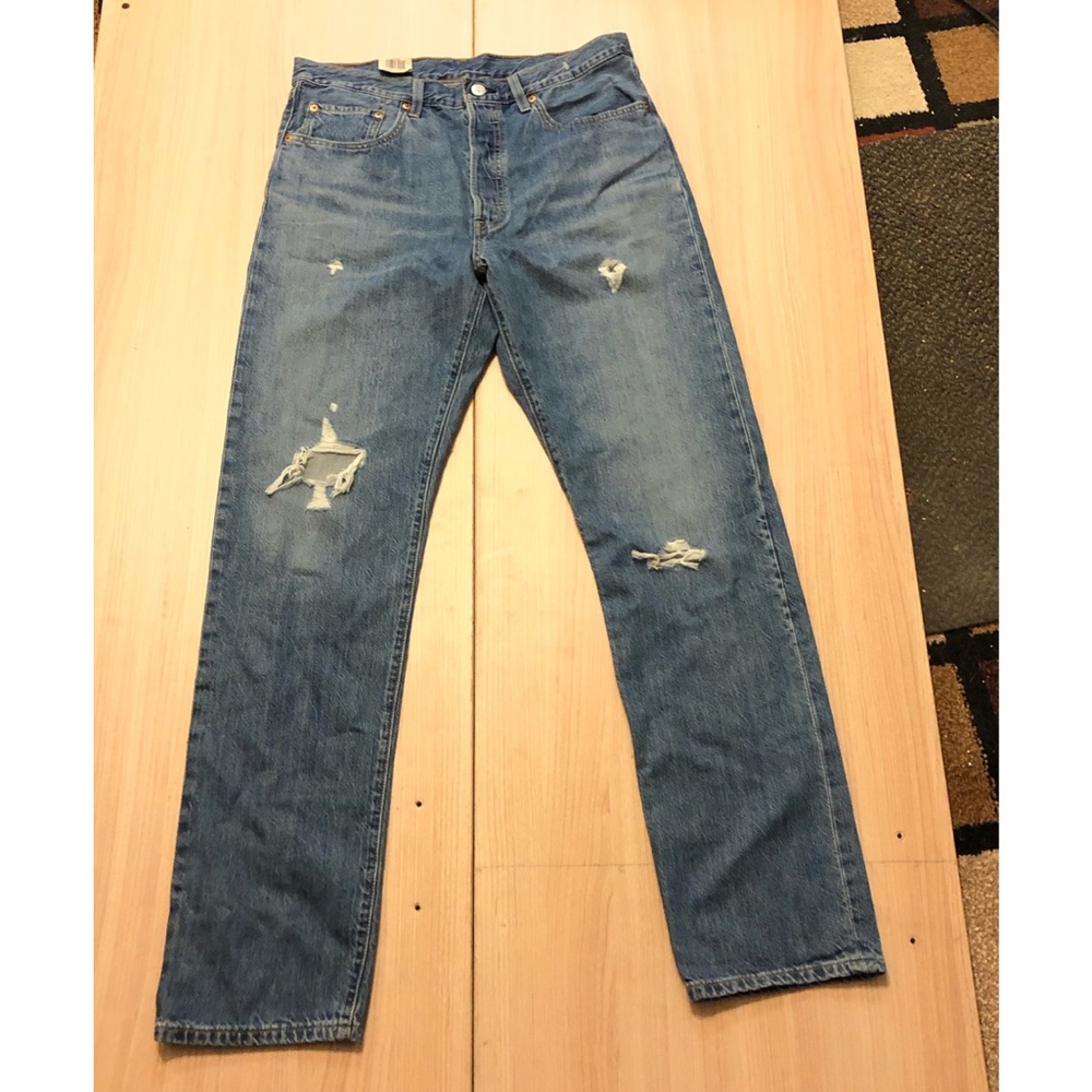 NWT Levi’s 501 button fly original jeans 32x32
